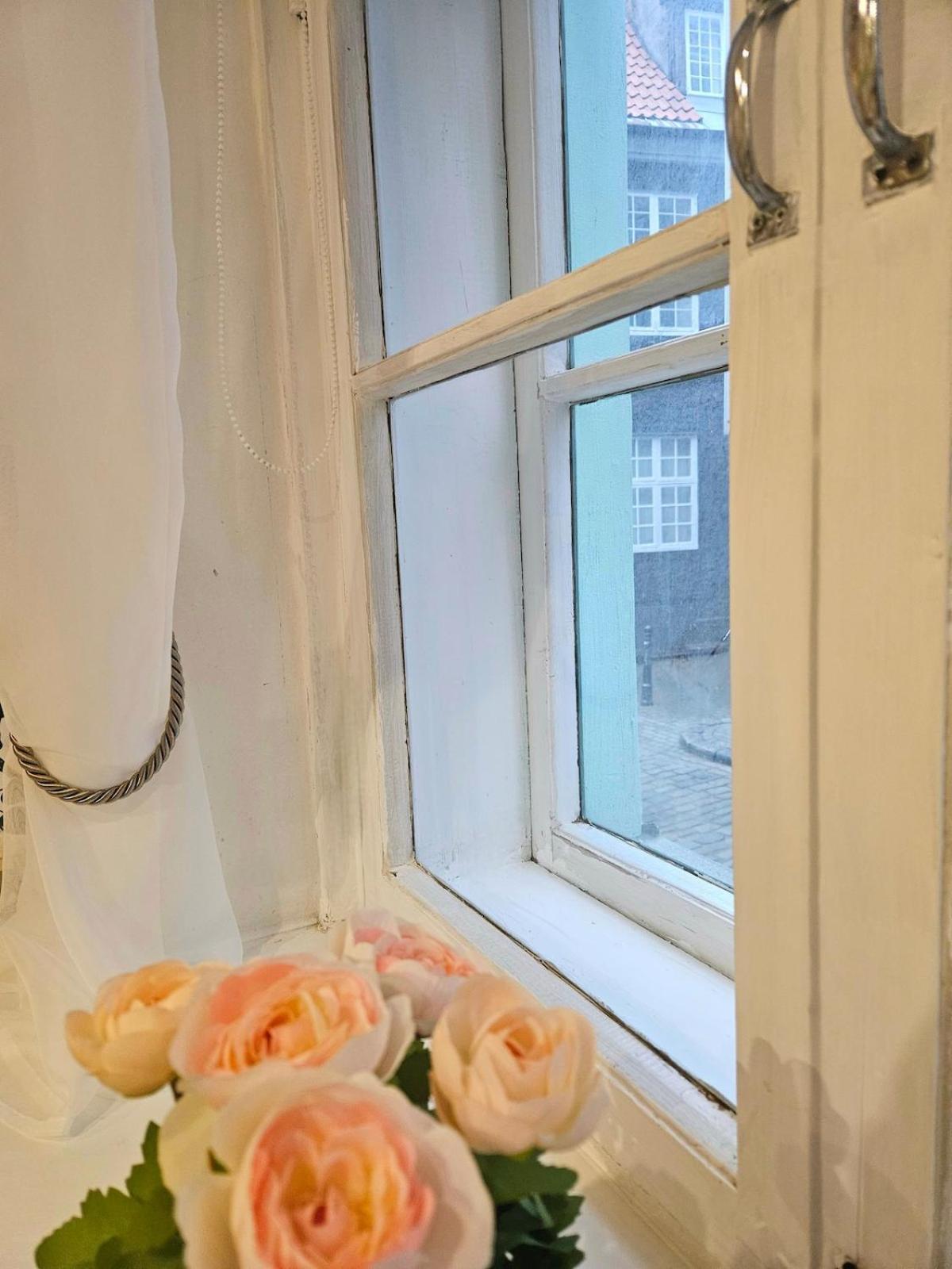 Apartment Old Town Rustic Elegance By The Livu And Dome Squares