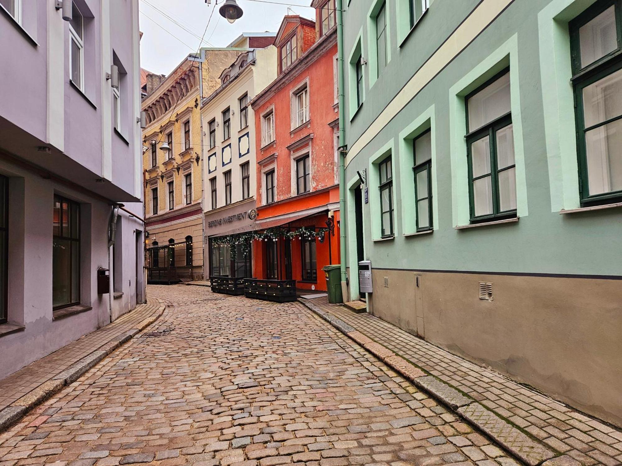 Apartment Old Town Rustic Elegance By The Livu And Dome Squares